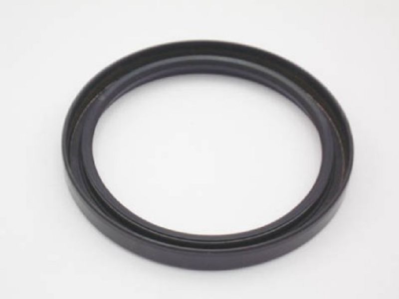 Oil seal assembly